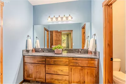 25125 SE Lamar Ln, Eagle Creek, OR 97022 - Photo 31