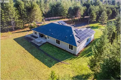 25125 SE Lamar Ln, Eagle Creek, OR 97022 - Photo 5