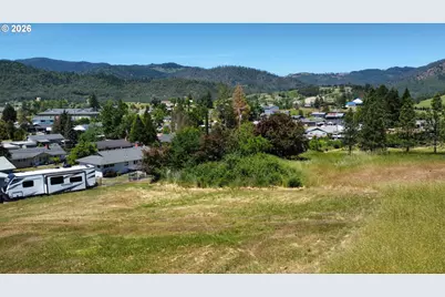 0 Cedar St #36, Riddle, OR 97469 - Photo 1