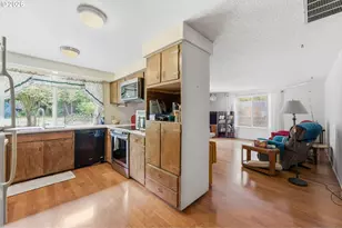 2281 Blackburn St, Eugene, OR 97405 - Photo 11