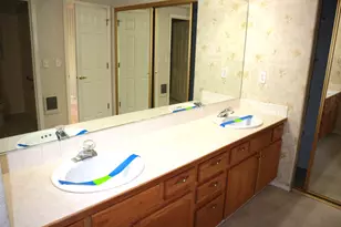 15530 NE Knott St, Portland, OR 97230 - Photo 9