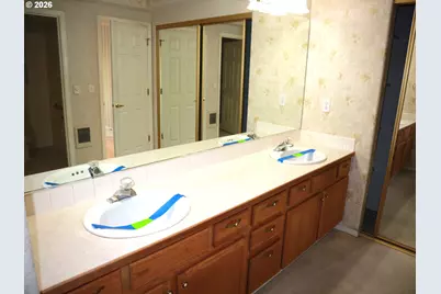 15530 NE Knott St #30, Portland, OR 97230 - Photo 9
