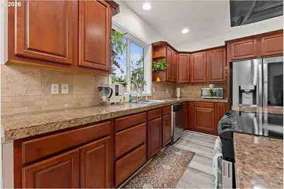 5022 SE 141st Pl, Portland, OR 97236 - Photo 13