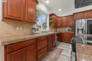 5022 SE 141st Pl, Portland, OR 97236 - Photo 13