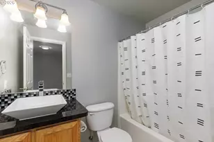 9149 SW Sweek Dr, Tualatin, OR 97062 - Photo 25