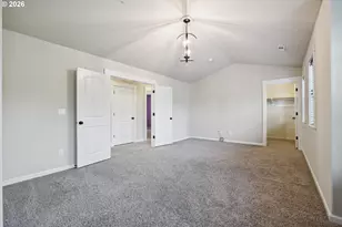 17811 SW Robert Ln, Beaverton, OR 97078 - Photo 25