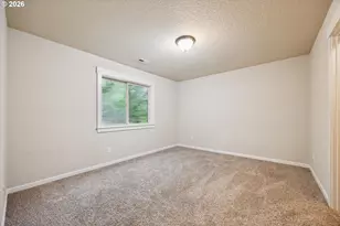 17811 SW Robert Ln, Beaverton, OR 97078 - Photo 19