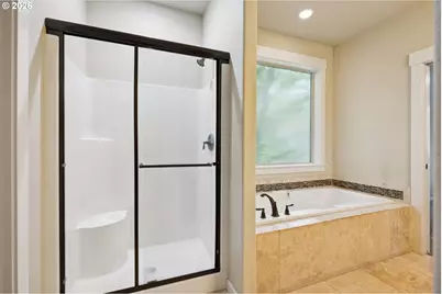 17811 SW Robert Ln, Beaverton, OR 97078 - Photo 17
