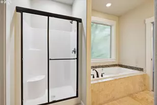 17811 SW Robert Ln, Beaverton, OR 97078 - Photo 17
