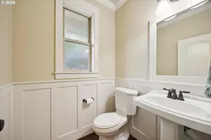 17811 SW Robert Ln, Beaverton, OR 97078 - Photo 23