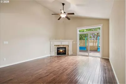 17811 SW Robert Ln, Beaverton, OR 97078 - Photo 5