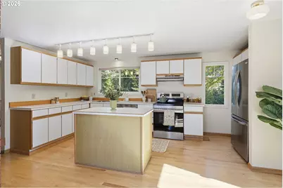 260 W 20th Ave, Eugene, OR 97405 - Photo 7
