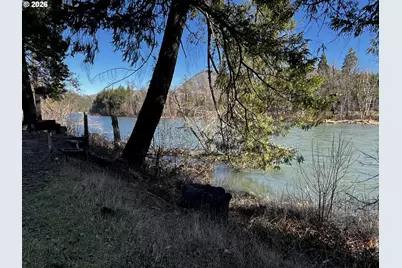 49631 McKenzie Hwy, Vida, OR 97488 - Photo 9
