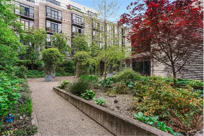 1030 NW 12th Ave #522, Portland, OR 97209 - Photo 35