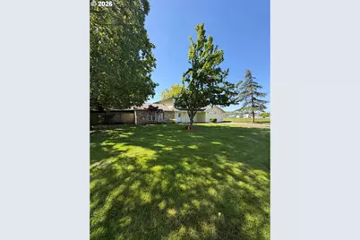 5778 Royal Ave, Eugene, OR 97402 - Photo 35