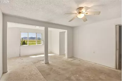 5778 Royal Ave, Eugene, OR 97402 - Photo 23