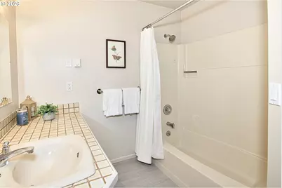 1322 Glenmorrie Dr, Lake Oswego, OR 97034 - Photo 31