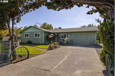 530 SW Ponderosa Ct, McMinnville, OR 97128 - Photo 3