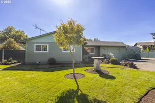 530 SW Ponderosa Ct, McMinnville, OR 97128 - Photo 5