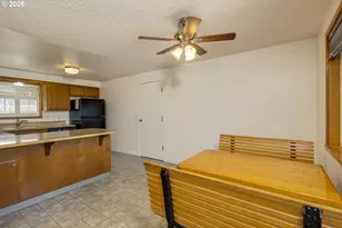 530 SW Ponderosa Ct, McMinnville, OR 97128 - Photo 9