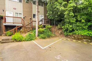 5250 SW 42nd Ave, Portland, OR 97221 - Photo 15