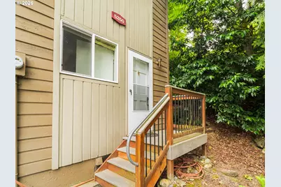 5250 SW 42nd Ave, Portland, OR 97221 - Photo 1