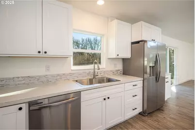 93541/93545 Territorial Hwy, Junction City, OR 97448 - Photo 15