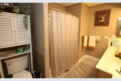 240 NW Baker Creek Rd, McMinnville, OR 97128 - Photo 13