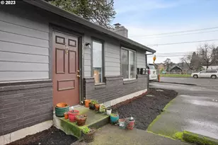 9622 SE Foster Rd, Portland, OR 97266 - Photo 3