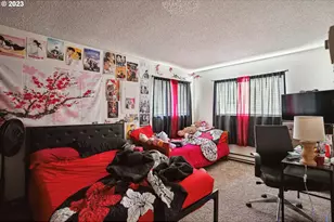 9622 SE Foster Rd, Portland, OR 97266 - Photo 7