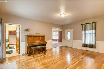 310 E Washington St, Athena, OR 97813 - Photo 19