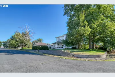 310 E Washington St, Athena, OR 97813 - Photo 45