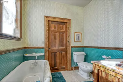 310 E Washington St, Athena, OR 97813 - Photo 33