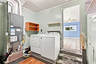 411 NE Yamhill St, Sheridan, OR 97378 - Photo 19