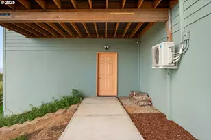 11041 SE Scotts Summit Ct, Happy Valley, OR 97086 - Photo 35