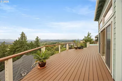 11041 SE Scotts Summit Ct, Happy Valley, OR 97086 - Photo 9