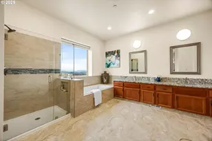 11041 SE Scotts Summit Ct, Happy Valley, OR 97086 - Photo 19