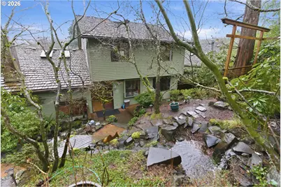 205 S Canby St, Portland, OR 97219 - Photo 41