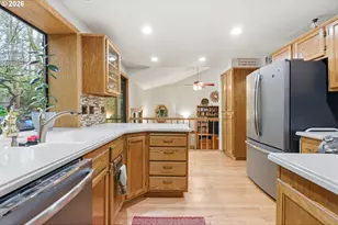 205 S Canby St, Portland, OR 97219 - Photo 13