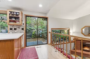 205 S Canby St, Portland, OR 97219 - Photo 17