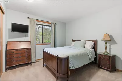 205 S Canby St, Portland, OR 97219 - Photo 31