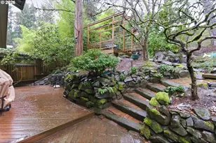 205 S Canby St, Portland, OR 97219 - Photo 35