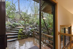 205 S Canby St, Portland, OR 97219 - Photo 33