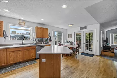 2085 SE Sagebrush Dr, Madras, OR 97741 - Photo 9