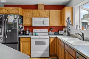 2085 SE Sagebrush Dr, Madras, OR 97741 - Photo 7