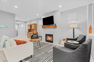 723 SW 49th Dr, Gresham, OR 97080 - Photo 9