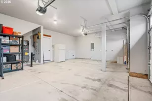 723 SW 49th Dr, Gresham, OR 97080 - Photo 43