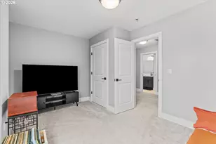 723 SW 49th Dr, Gresham, OR 97080 - Photo 33