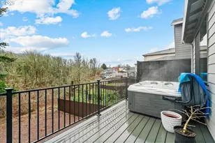 723 SW 49th Dr, Gresham, OR 97080 - Photo 39