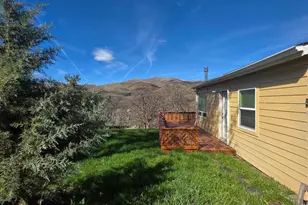 55725 Church Ave, Tygh Valley, OR 97063 - Photo 5